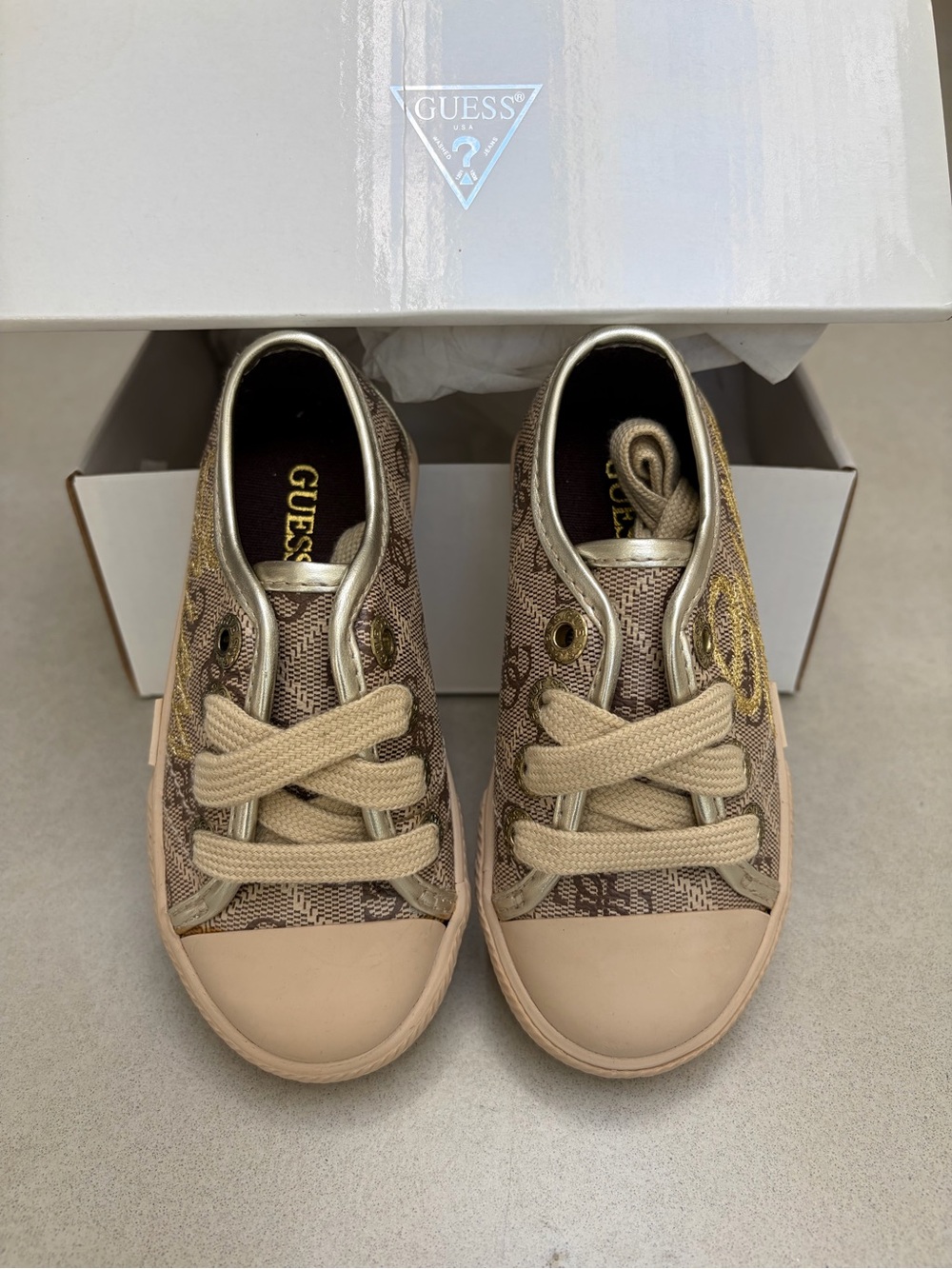 GUESS Toddler Heritage Low II sneaker